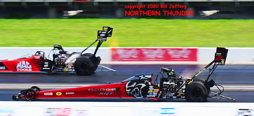 (near lane) Leah Pruett vs (far lane) Doug Kalitta